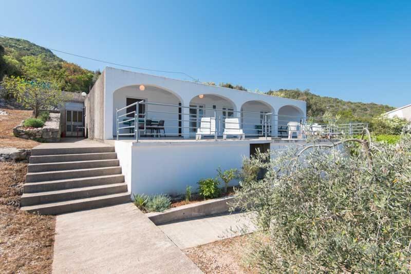 Apartmani Dubravko Putniković Exterior foto
